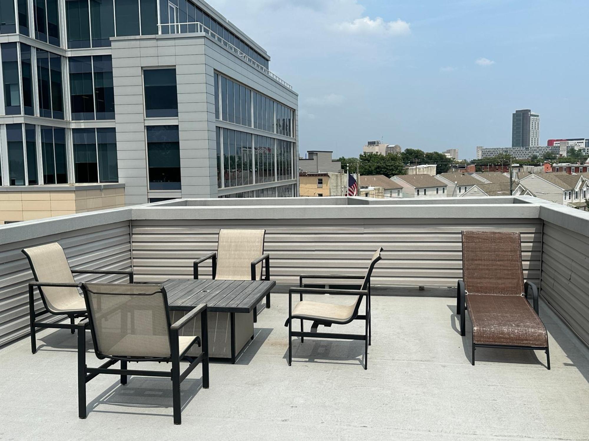Modern 2Br 2Ba Apartment With Rooftop In Brewerytown Philadelphia Exterior photo